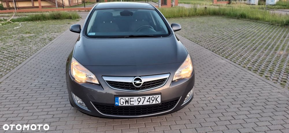 Opel Astra 1.4 T Cosmo S&S - 20