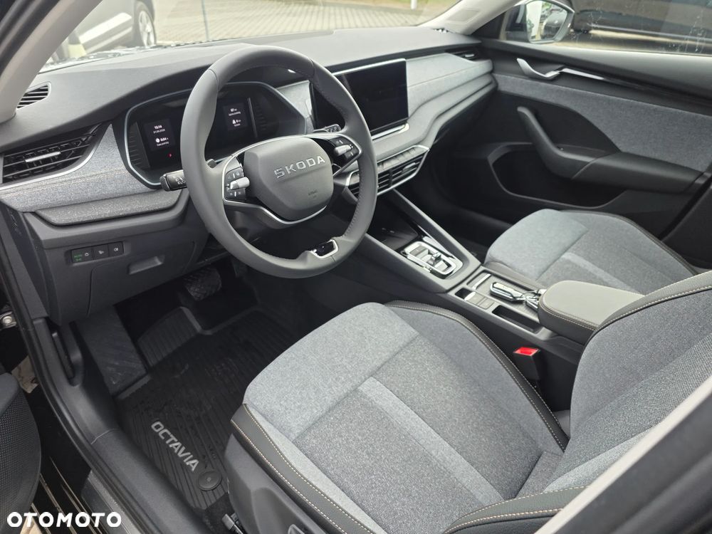 Skoda Octavia 1.5 TSI mHEV Drive Selection DSG - 5
