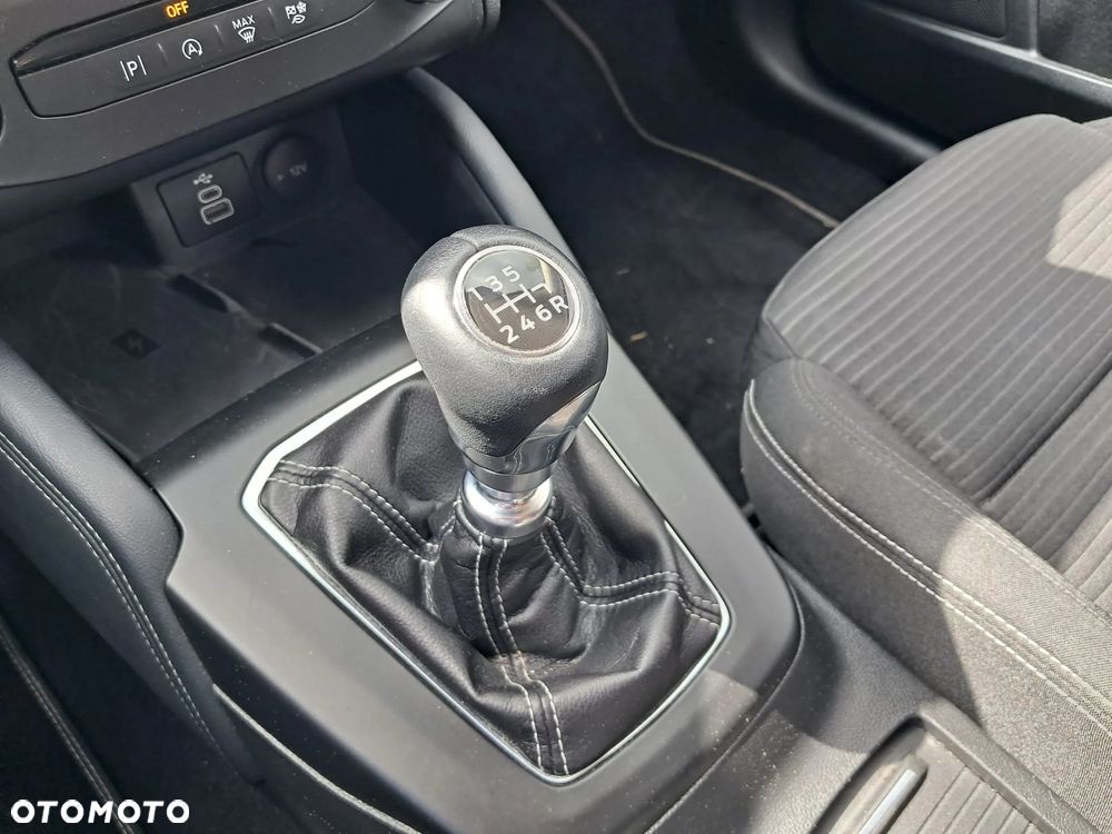 Ford Focus 1.0 EcoBoost mHEV Titanium X - 21
