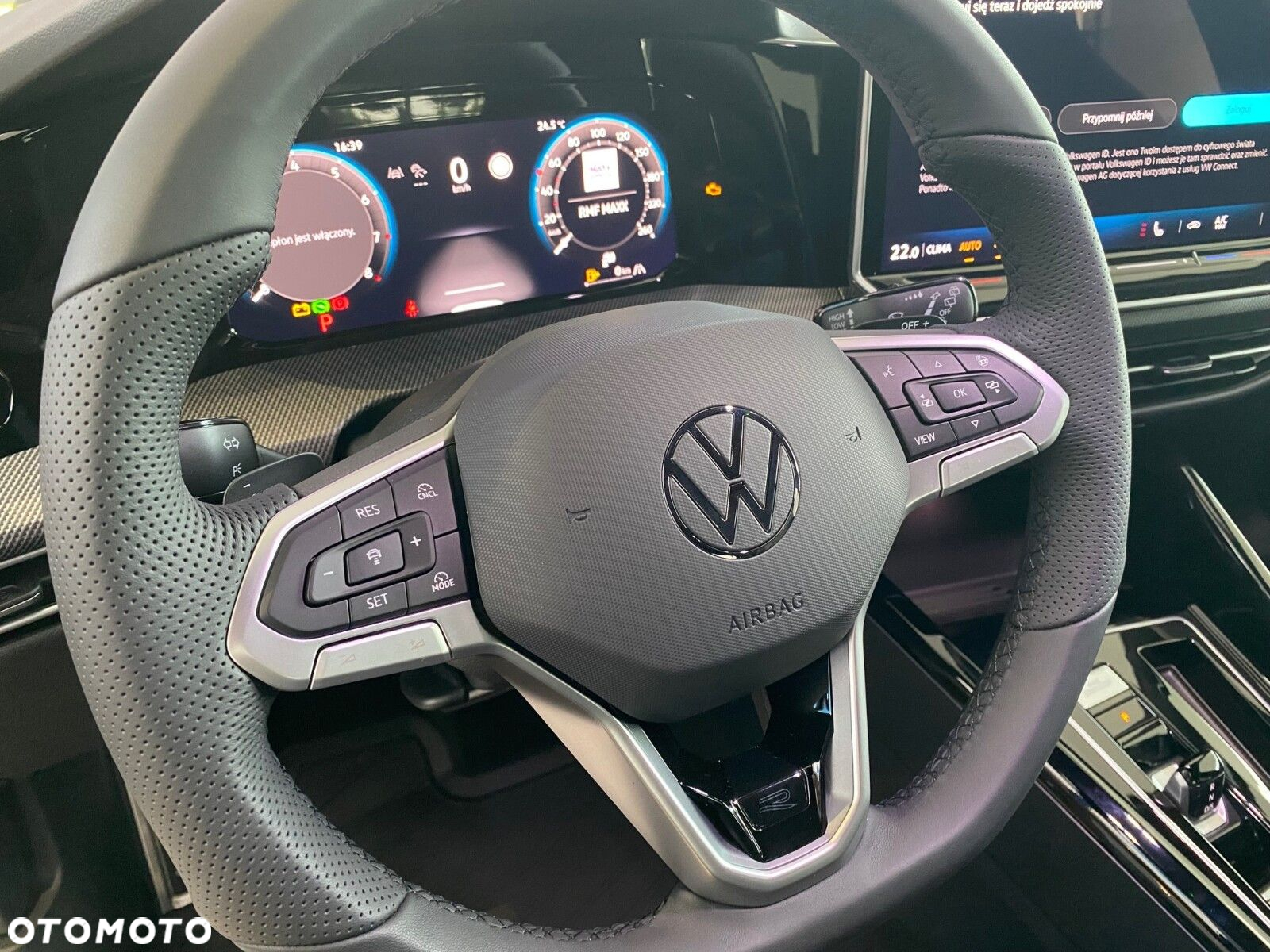 Volkswagen Golf - 13