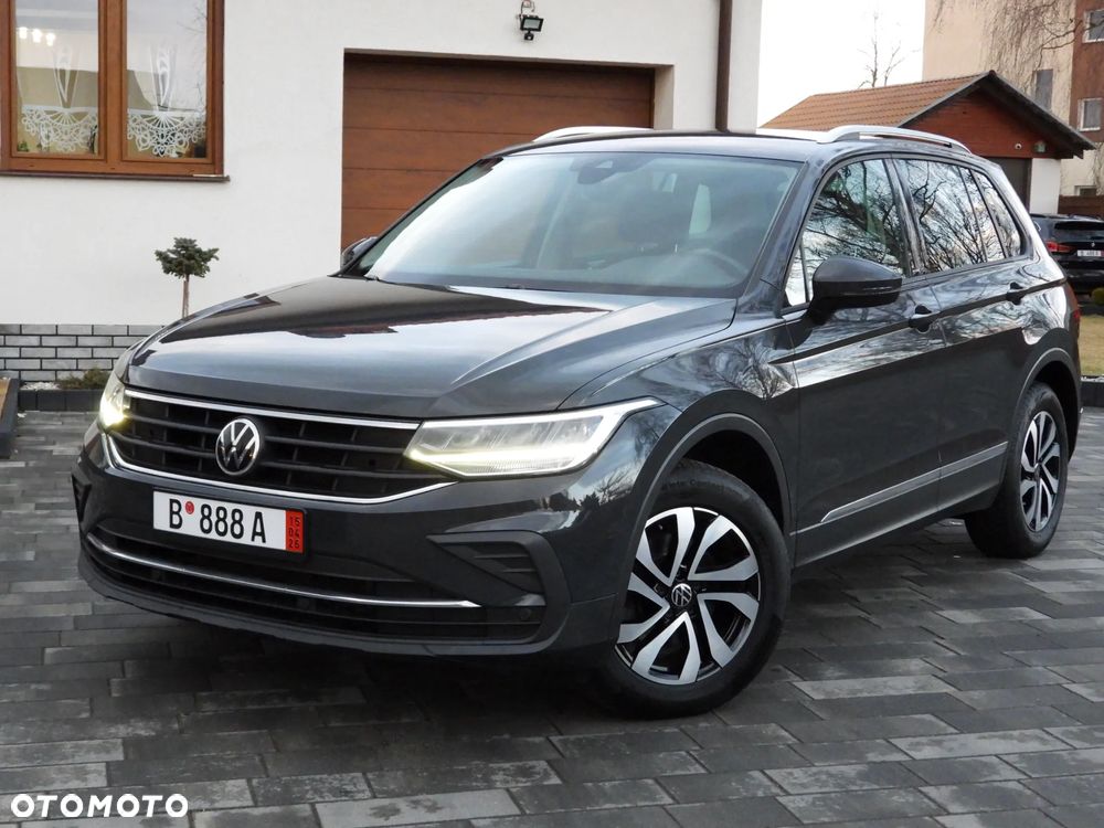Volkswagen Tiguan - 13