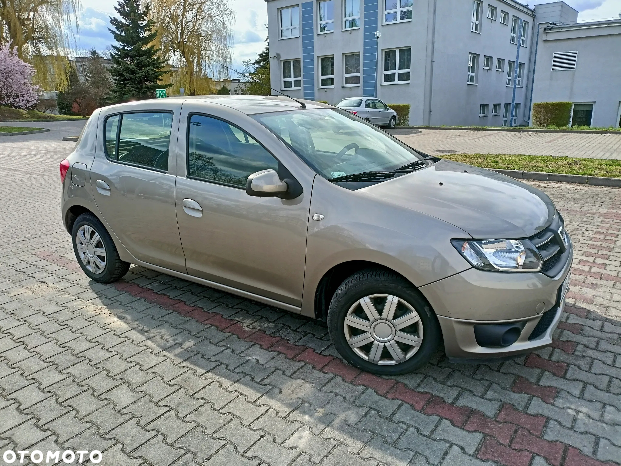 Dacia Sandero 1.2 16V Laureate - 6