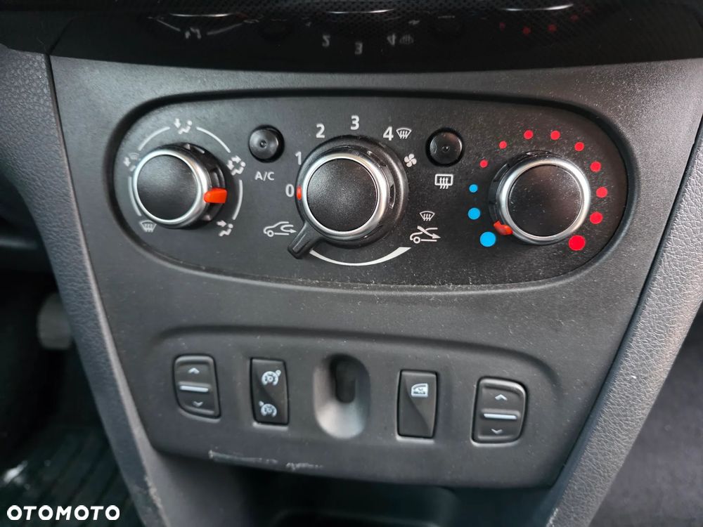 Dacia Sandero Stepway Blue dCi 95 Prestige - 15