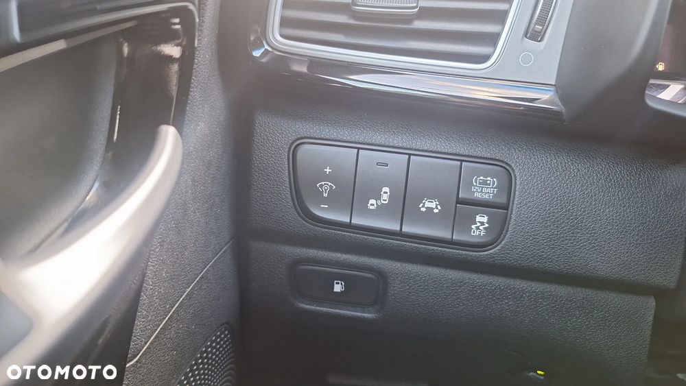 Kia Niro 1.6 GDI HEV 2WD OPF Vision - 16