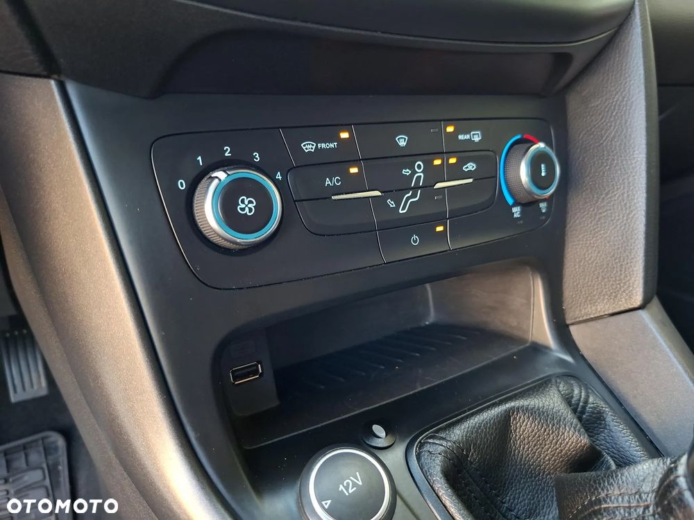 Ford Focus 1.6 Trend - 27