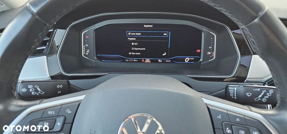 Volkswagen Passat 2.0 TDI EVO Elegance - 27