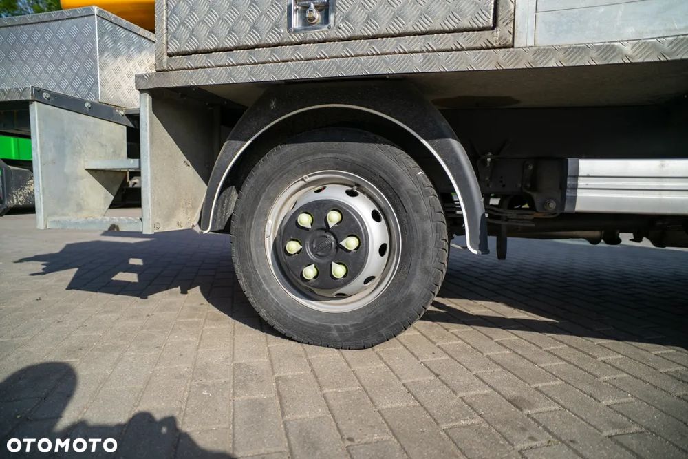Nissan PODNOŚNIK KOSZOWY NISSAN NT400 CABSTAR 32.12 - 30