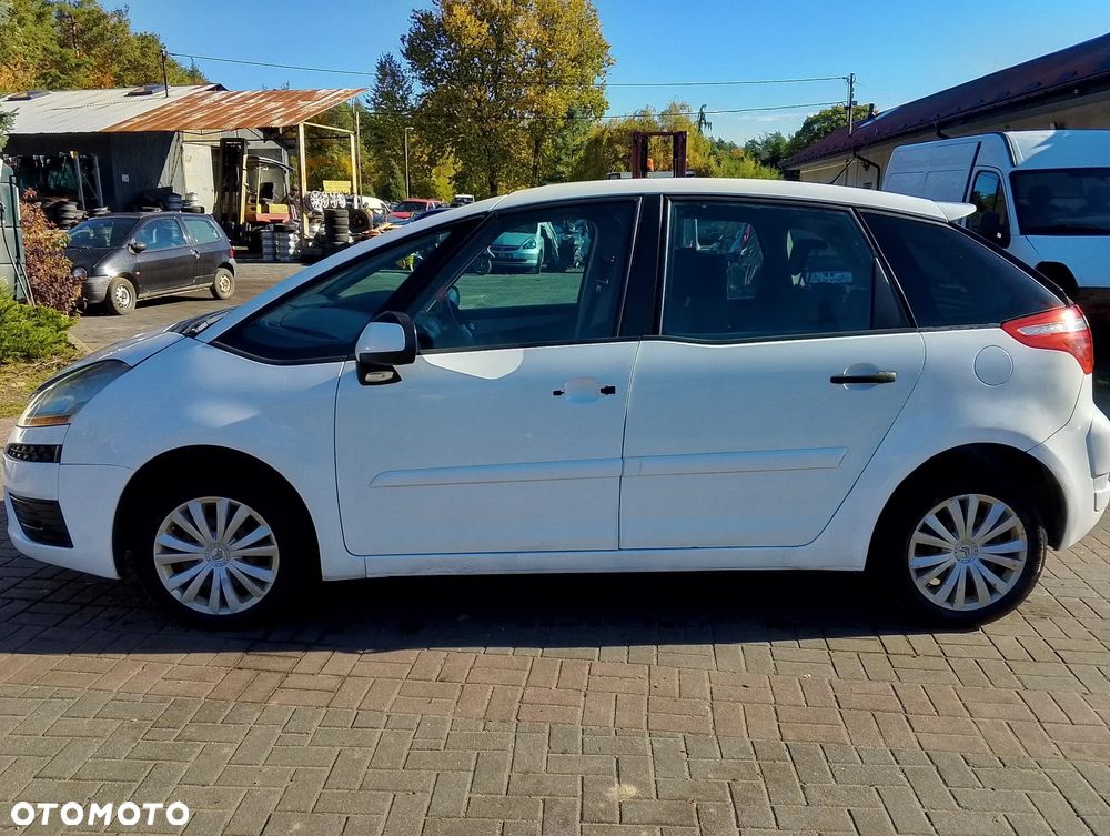 Citroen C4 Picasso (06-10.) 1.6 HDI 108KM. Silnik DV6TED4 Skrzynia 20DP33 lakier EWP - BANQUISE WHITE.Cały na części. GWARANCJA !!!  Przód Tył Zestaw Komplet Drzwi Klapa Zderzak Błotnik Maska Grill Atrapa Szyba Pas Lampa Lusterko Boczki Fotel Kanapa Kokpit Deska Rozdzielcza Przełącznik Włącznik Sterownik Przewody Wiązka Instalacja Moduł Komputer Czujnik Listwa Pompa Alternator Wtryski Głowica Rozrusznik Kompresor Sprzęgło Dwumas Silnik Skrzynia ABS Klimatyzacji Paliwa Wspomagania Kolektor Turbina Przepustnica Zawór Chłodnica Koło Hak Belka Sanki Zawieszenie Mcpherson Półoś Amortyzator Wydech Tłumik Zacisk Most - 4