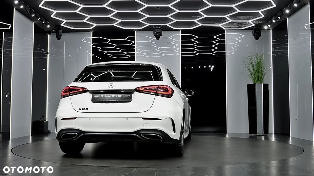 Mercedes-Benz Klasa A 200 AMG Line 7G-DCT - 9