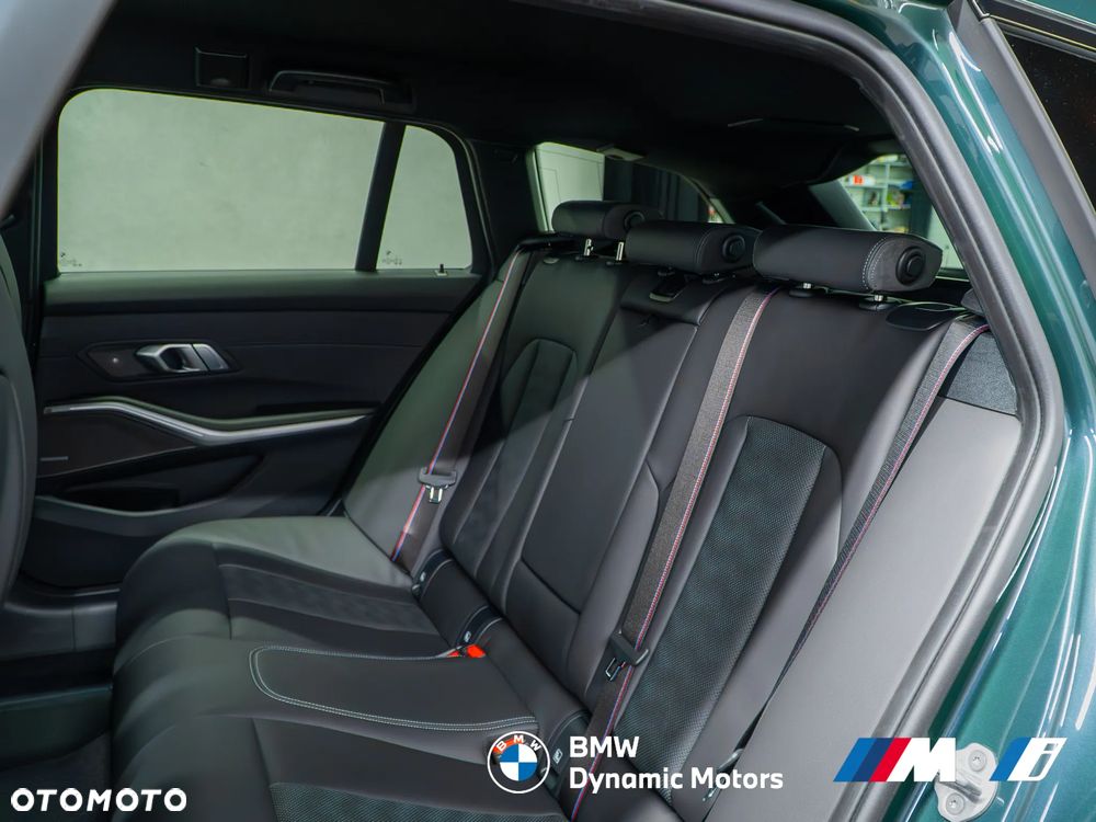 BMW M3 Competition M xDrive - 26
