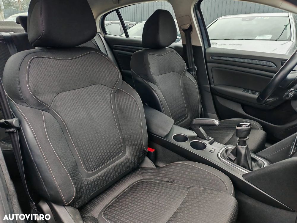 Renault Megane Energy dCi Zen - 6