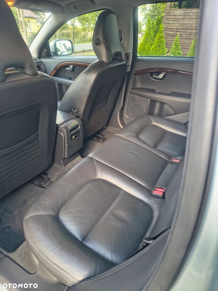Volvo XC 70 - 11