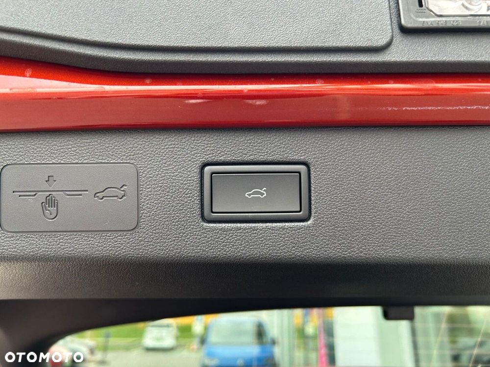 Volkswagen T-Roc - 27