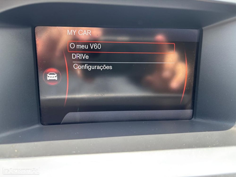 Volvo V60 DRIVe - 36