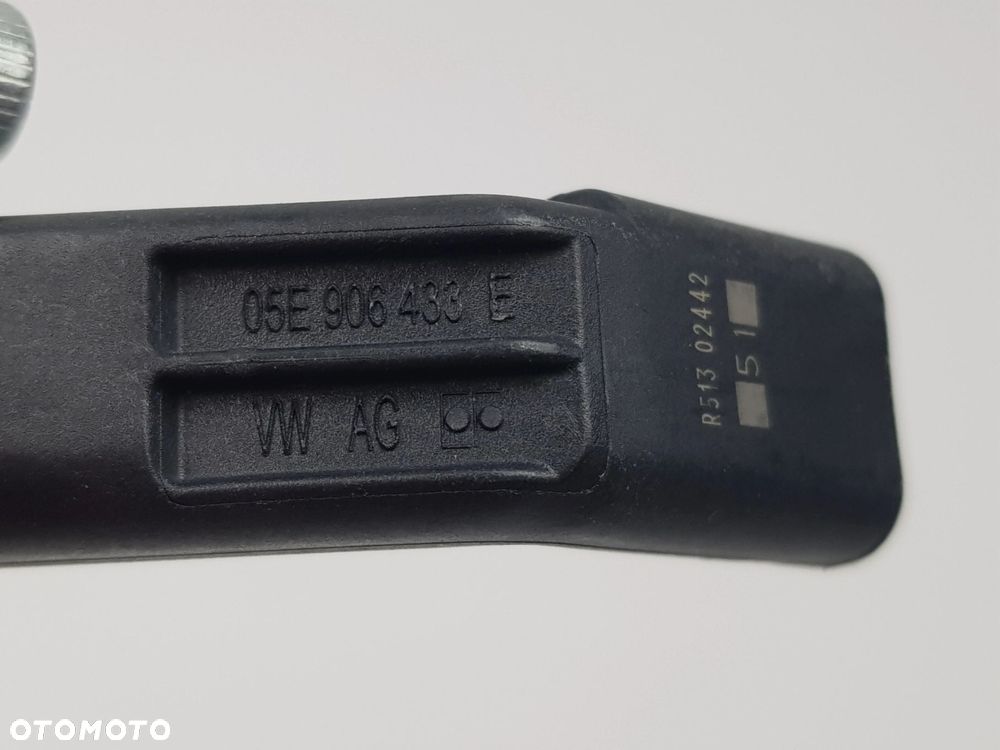 NOWY ORYGINALNY Czujnik położenia wału korbowego Volkswagen 05E906433E - 8