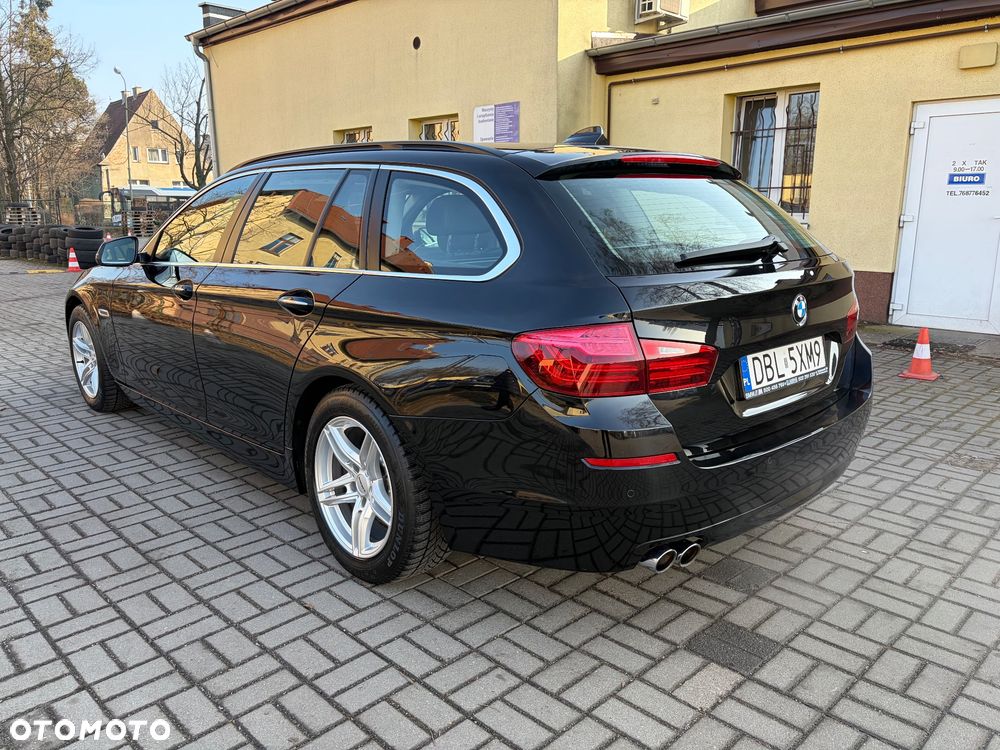 BMW Seria 5 520d xDrive - 6