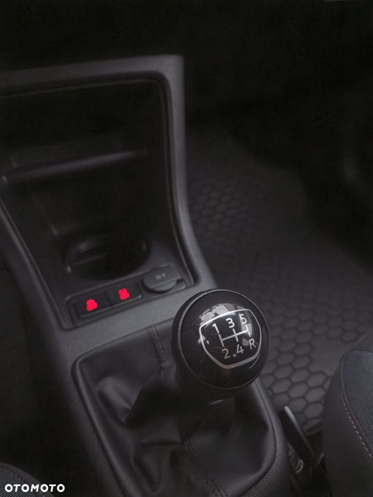 Volkswagen up! - 27