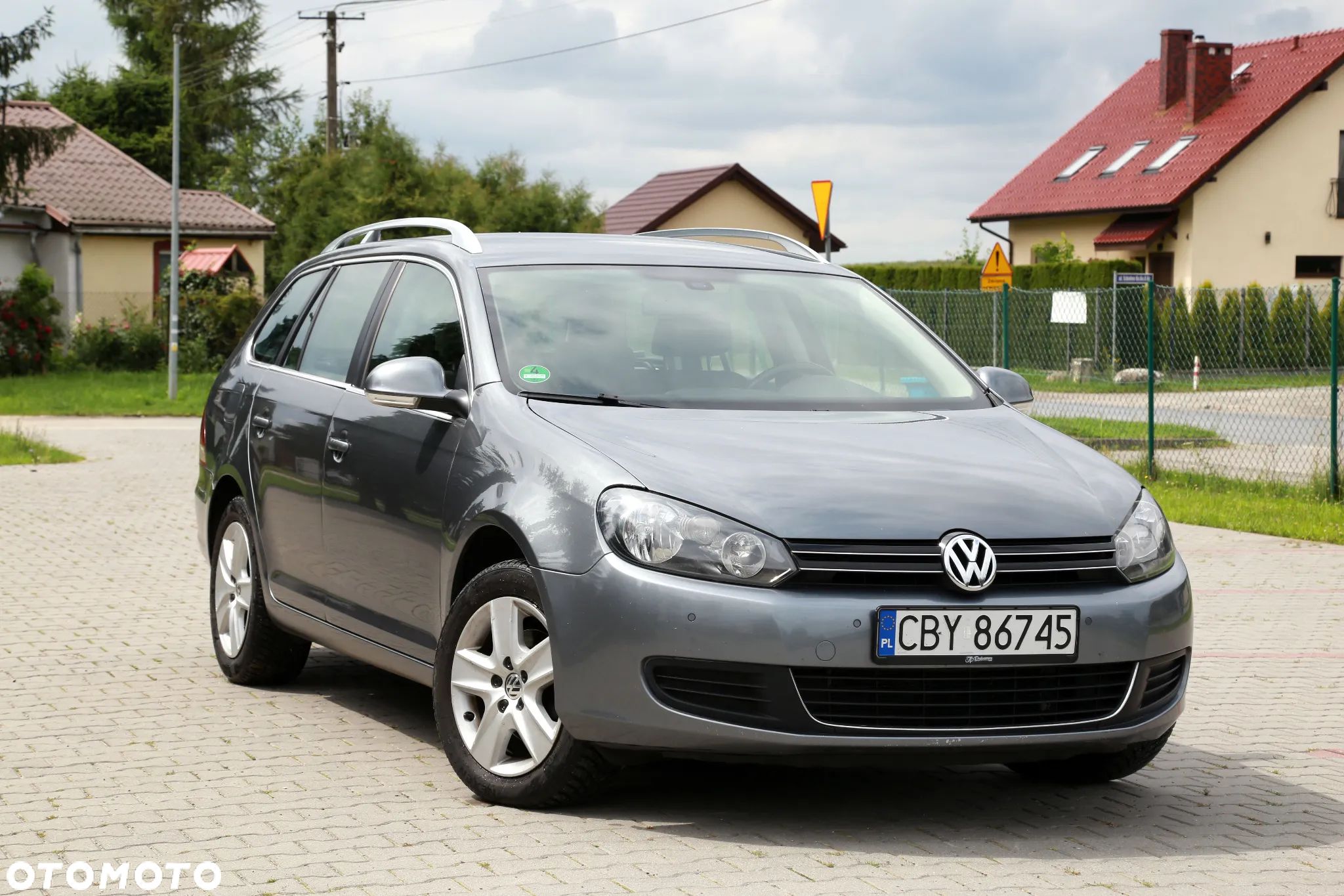 Volkswagen Golf 1.6 TDI DPF Comfortline - 1