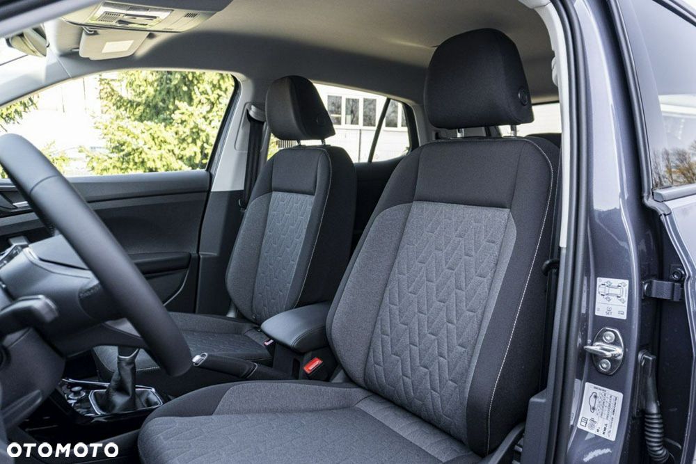 Volkswagen T-Cross - 12