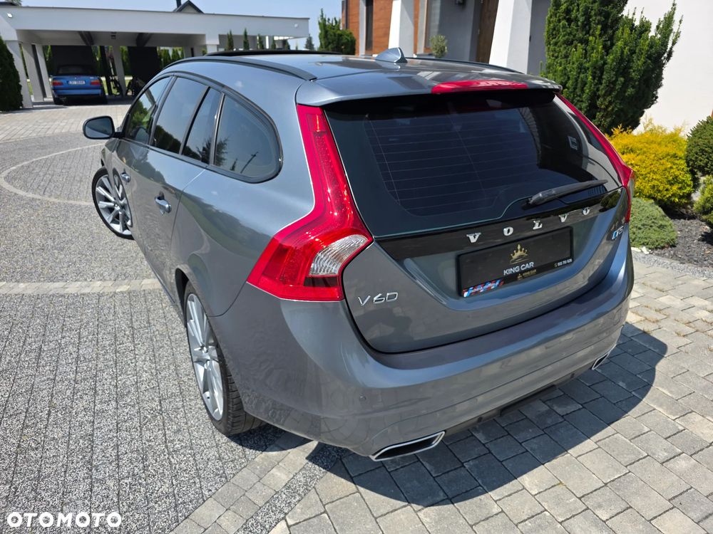 Volvo V60 T5 Geartronic Summum - 3