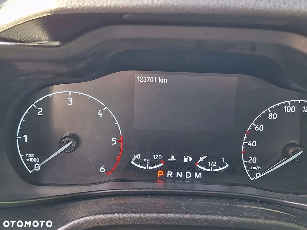 Ford Tourneo Connect - 4