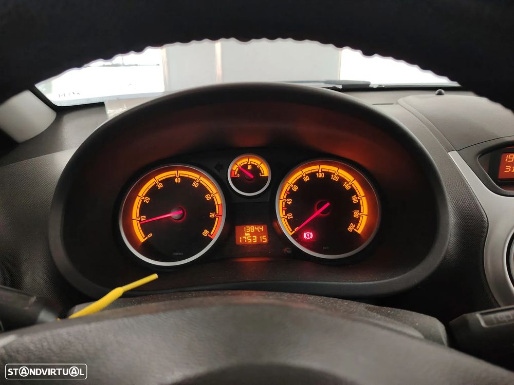 Opel Corsa 1.2 Enjoy FlexFuel - 3