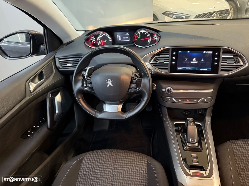 Peugeot 308 1.2 PureTech Allure Full LED EAT8 - 6