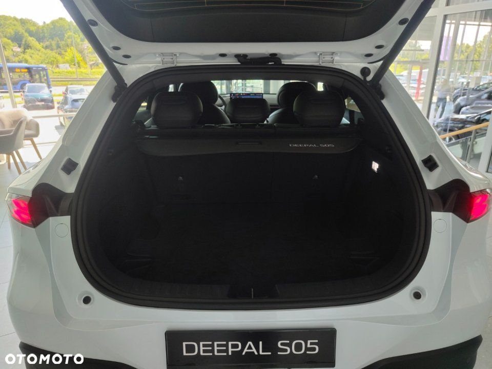 Changan Deepal S05 - 14
