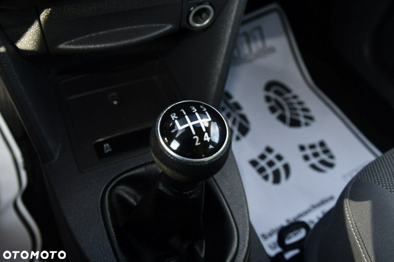 Volkswagen Caddy - 21