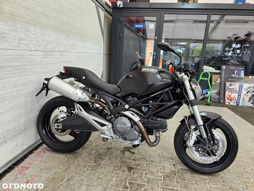 Ducati Monster - 5
