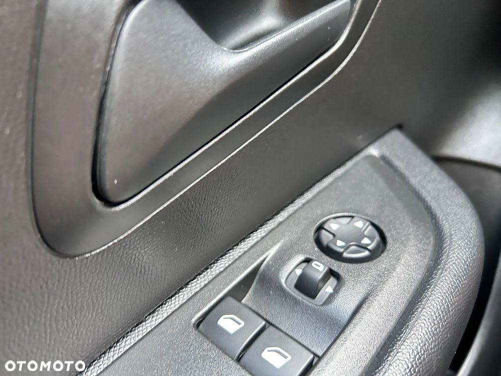 Peugeot 208 1.2 PureTech Like S&S - 17