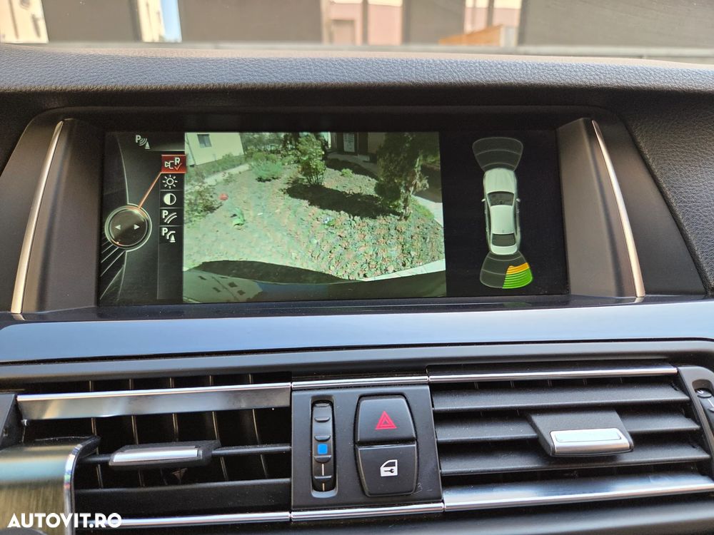 BMW Seria 5 520d xDrive - 17