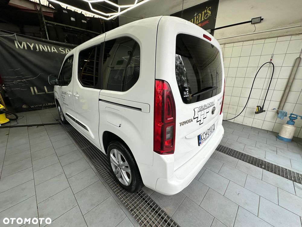 Toyota Proace City Verso 1.5 D-4D Family - 8