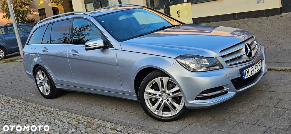 Mercedes-Benz Klasa C 180 T CDI DPF (BlueEFFICIENCY) Avantgarde - 21