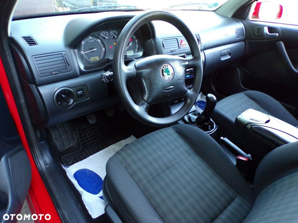 Skoda Octavia 1.9 TDI Tour - 18