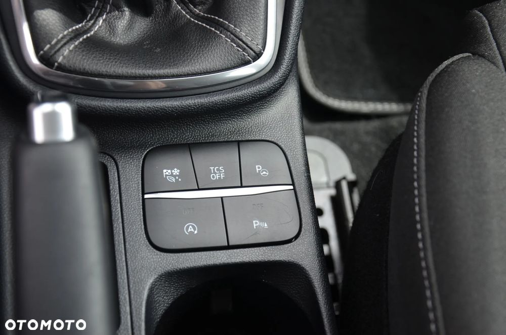 Ford Fiesta 1.1 S&S TITANIUM - 13