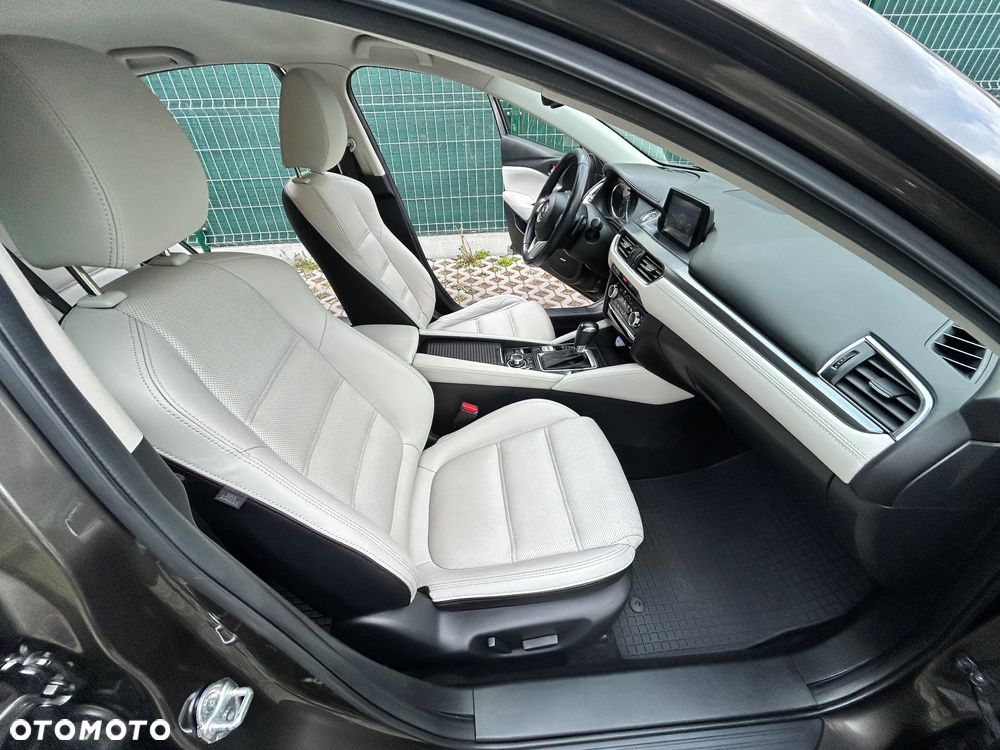 Mazda 6 - 10