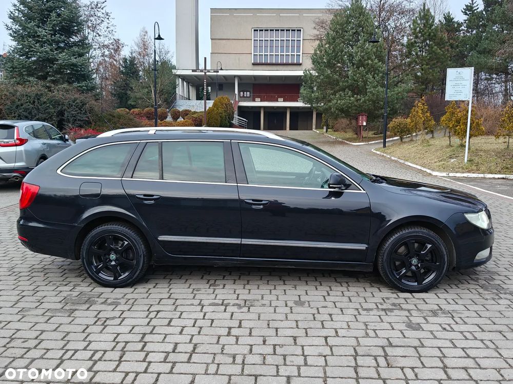 Skoda Superb 2,5 TDI Comfort - 29