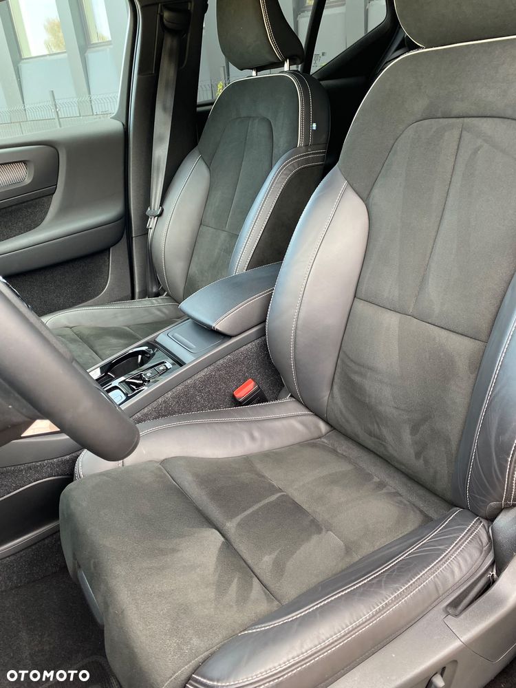 Volvo XC 40 B4 B AWD R-Design - 15