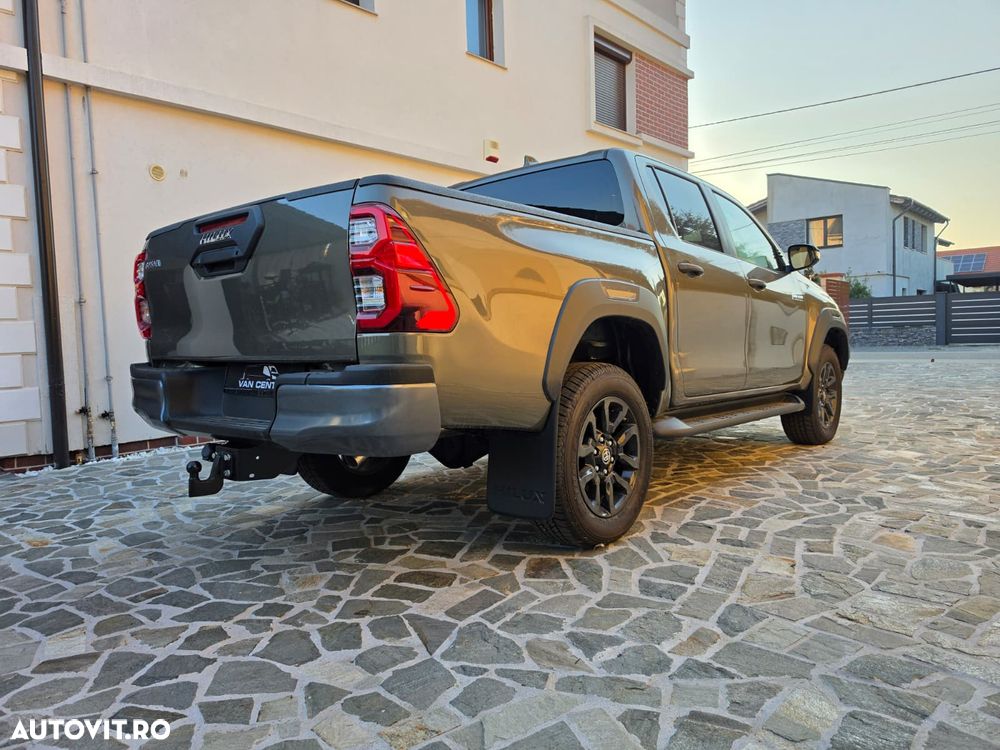 Toyota Hilux - 4