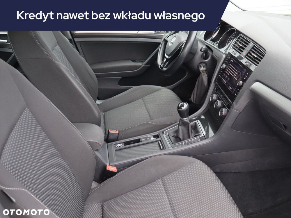 Volkswagen Golf - 11