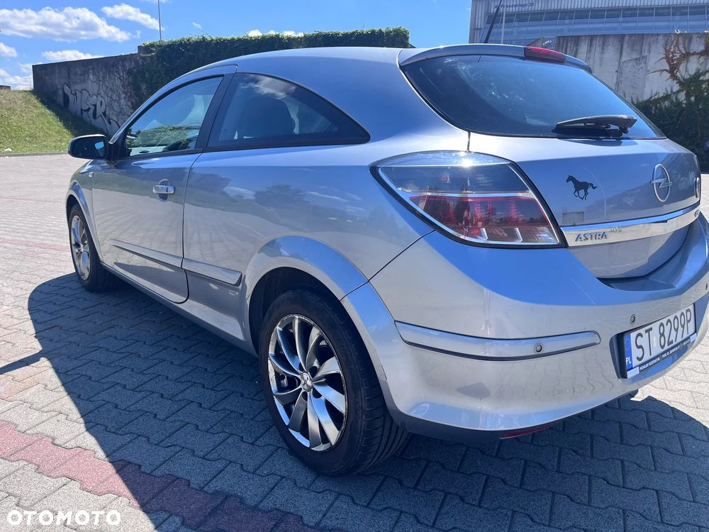 Opel Astra - 2