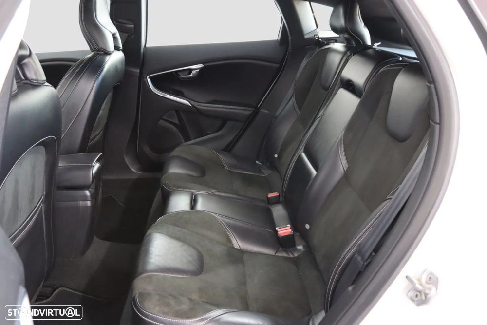Volvo V40 1.6 D2 R-Design - 12