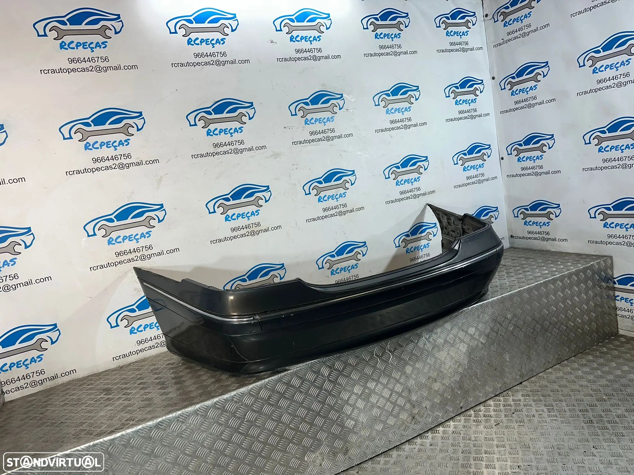 .Parachoques Tras Traseiro Original Mercedes Benz  W203 Sedan Carro 1999 a 2007 - 1