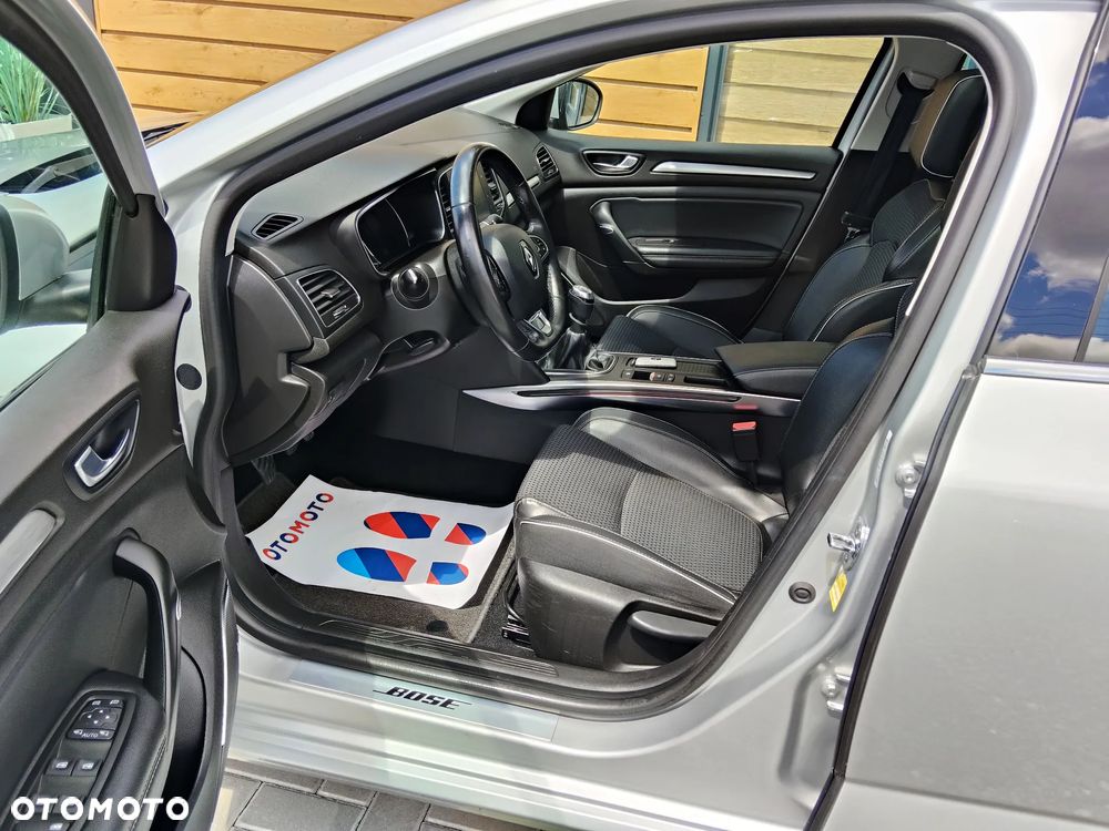 Renault Megane TCe 160 GPF BOSE EDITION - 12