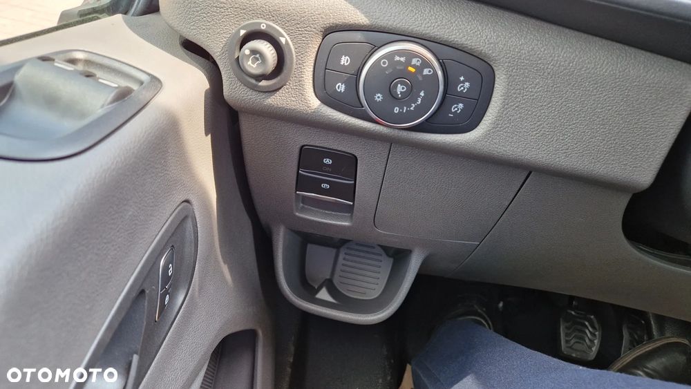 Ford Transit 363 D/CAB - 12