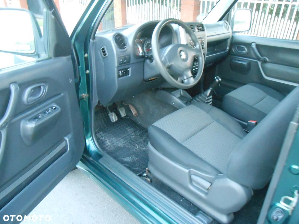 Suzuki Jimny - 11
