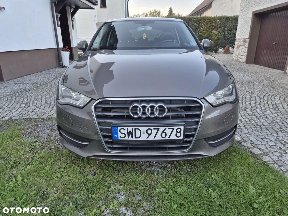 Audi A3 1.6 TDI Attraction - 9