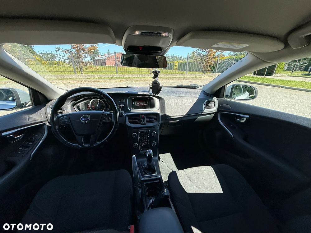 Volvo V40 D4 Drive-E Kinetic - 24