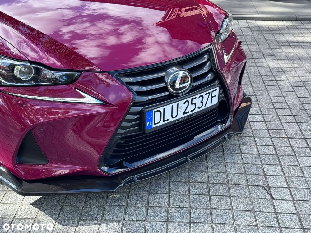 Lexus IS 200t / 300 Elegance - 8